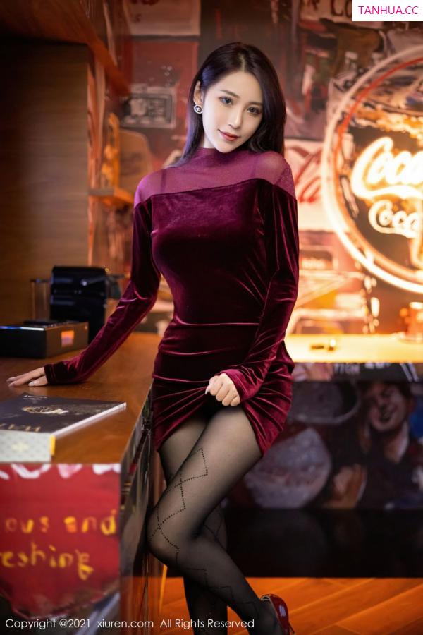 周慕汐  骨感女神周慕汐 猩红礼裙纷呈艳艳第7张图片
